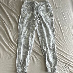 Athleta Farallon Gray Jogger Sweatpants with Elastic Cuffs Size 2